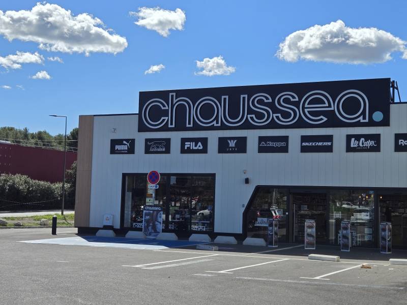 CHAUSSEA ISTRES voisin de notre centre AUTOSUR ISTRES