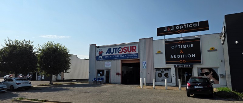 Réservez votre contrôle technique pas cher à Istres dans la zone commerciale Auchan Casino avec Autosur Istres