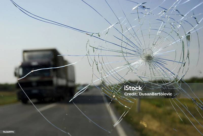 un pare-brise avec un impact est il refusé