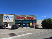 King Jouet à Istres voisin d Autosur Istres